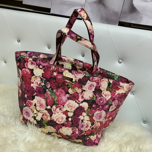 kate spade Handbags - Kate spade pink flower tote bag